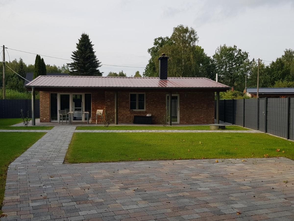 Bungalow Am Neustaedter See Neustadt-Glewe Luaran gambar